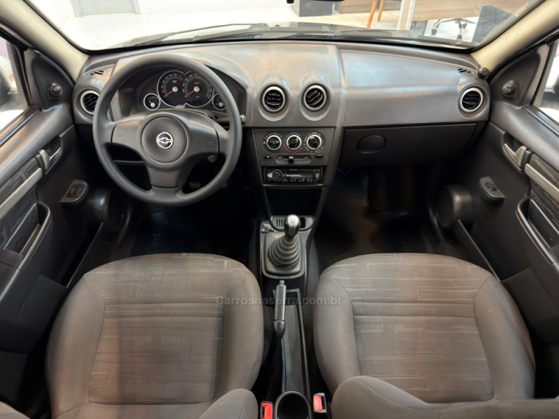 PRISMA 1.4 MPFI MAXX 8V FLEX 4P MANUAL - 2012 - BOM RETIRO DO SUL