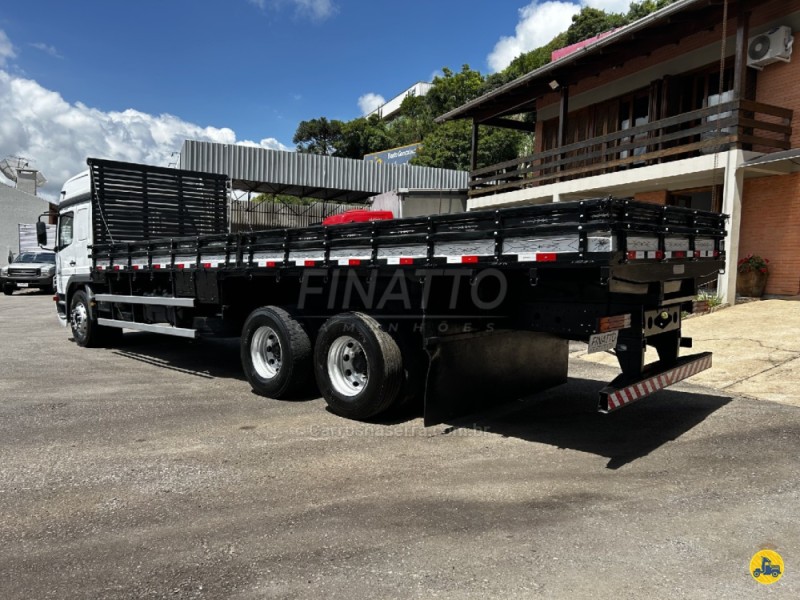 ATEGO 2425 3 EIXOS - 2012 - GARIBALDI