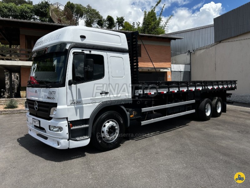 ATEGO 2425 3 EIXOS - 2012 - GARIBALDI