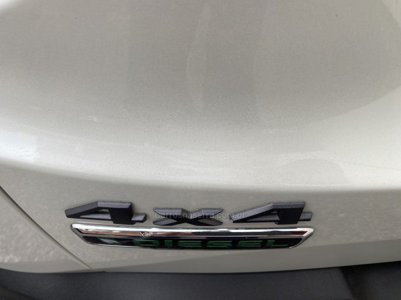 RENEGADE 2.0 16V TURBO DIESEL TRAILHAWK 4P 4X4 AUTOMÁTICO - 2021 - CAXIAS DO SUL