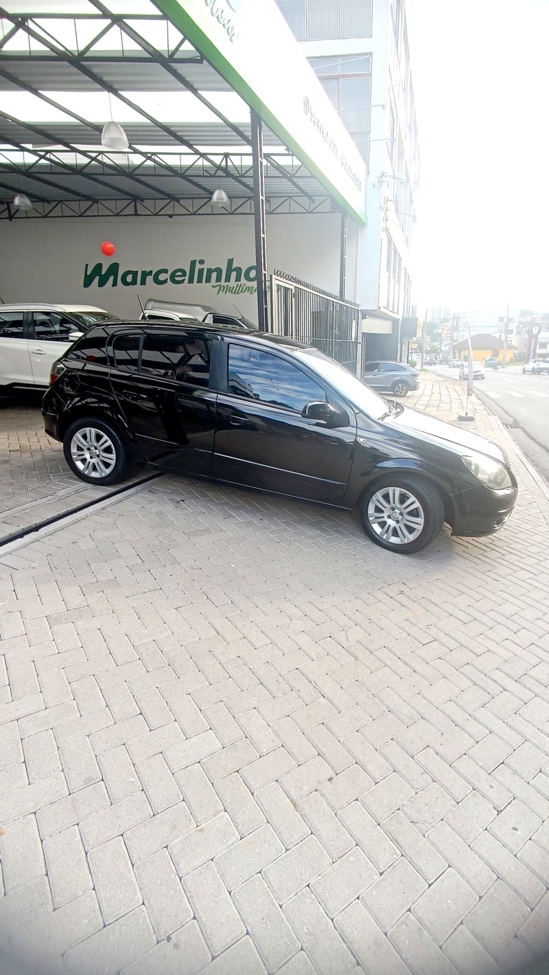 VECTRA 2.0 MPFI GT HATCH 8V FLEX 4P MANUAL - 2008 - CAXIAS DO SUL