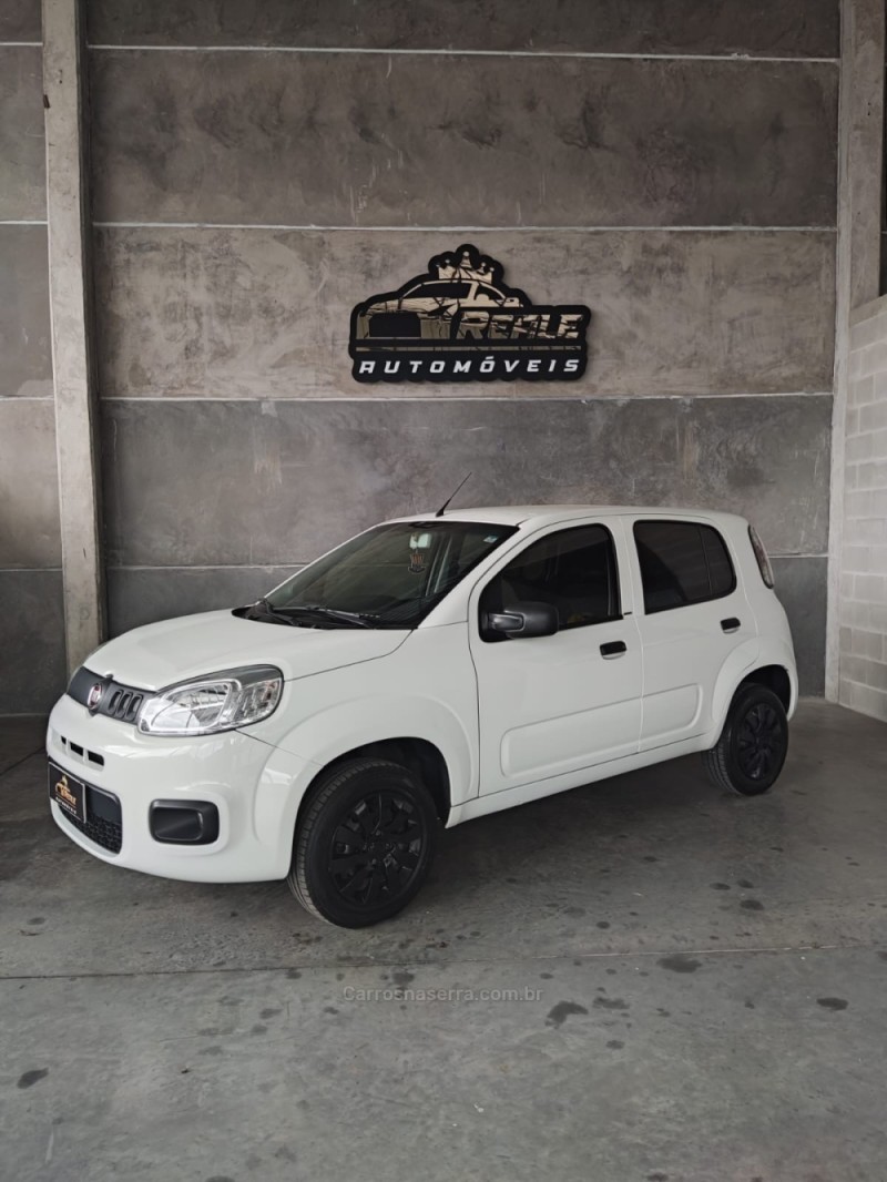 uno 1.0 evo attractive 8v flex 4p manual 2016 vale real