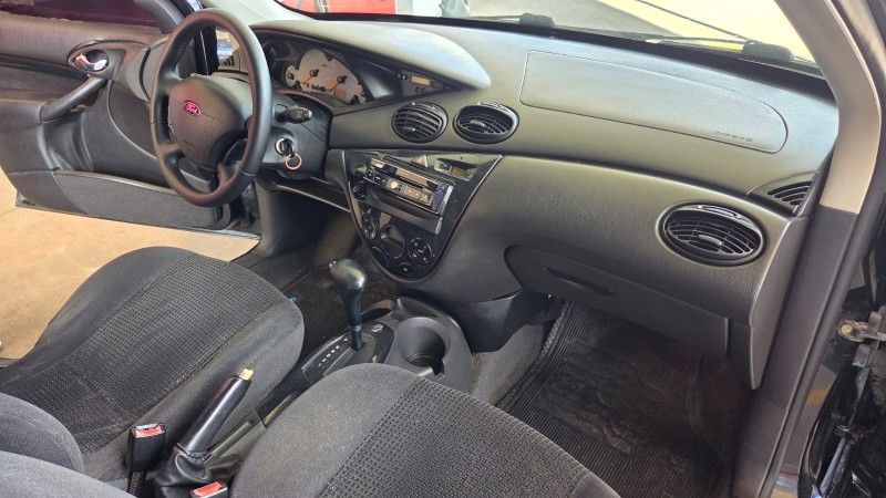 FOCUS 2.0 GHIA 16V GASOLINA 4P AUTOMÁTICO - 2005 - CAXIAS DO SUL