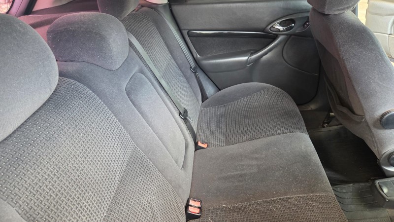 FOCUS 2.0 GHIA 16V GASOLINA 4P AUTOMÁTICO - 2005 - CAXIAS DO SUL