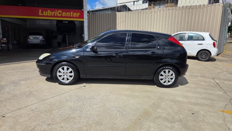 FOCUS 2.0 GHIA 16V GASOLINA 4P AUTOMÁTICO - 2005 - CAXIAS DO SUL