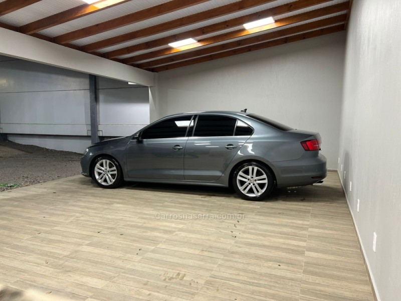 jetta 2.0 tsi highline 211cv gasolina 4p dsg 2017 nova araca