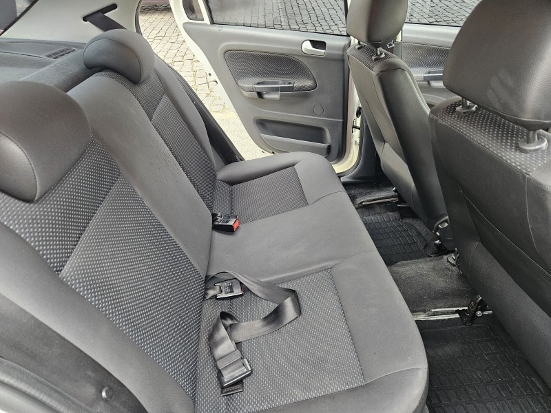 VOYAGE 1.0 MI 8V FLEX 4P MANUAL - 2016 - CAXIAS DO SUL