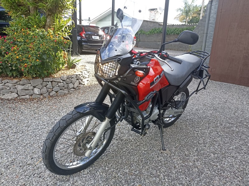 XTZ 250 TÉNÉRÉ