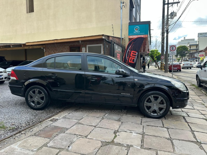 VECTRA 2.0 MPFI ELEGANCE 8V 140CV FLEX 4P MANUAL - 2007 - CAXIAS DO SUL