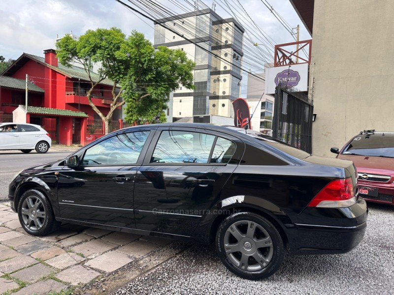 VECTRA 2.0 MPFI ELEGANCE 8V 140CV FLEX 4P MANUAL - 2007 - CAXIAS DO SUL