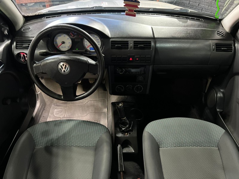 GOL 1.6 MI 8V GASOLINA 4P MANUAL - 2004 - FELIZ