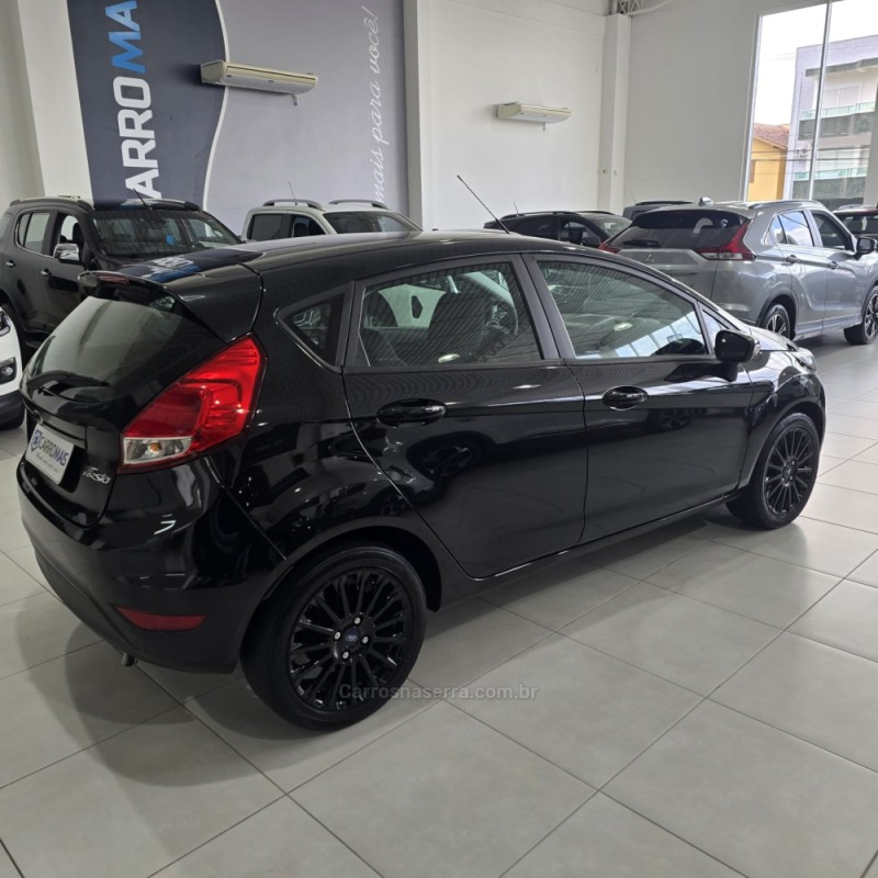 FIESTA 1.6 SE HATCH 16V FLEX 4P MANUAL - 2017 - SANTA CRUZ DO SUL