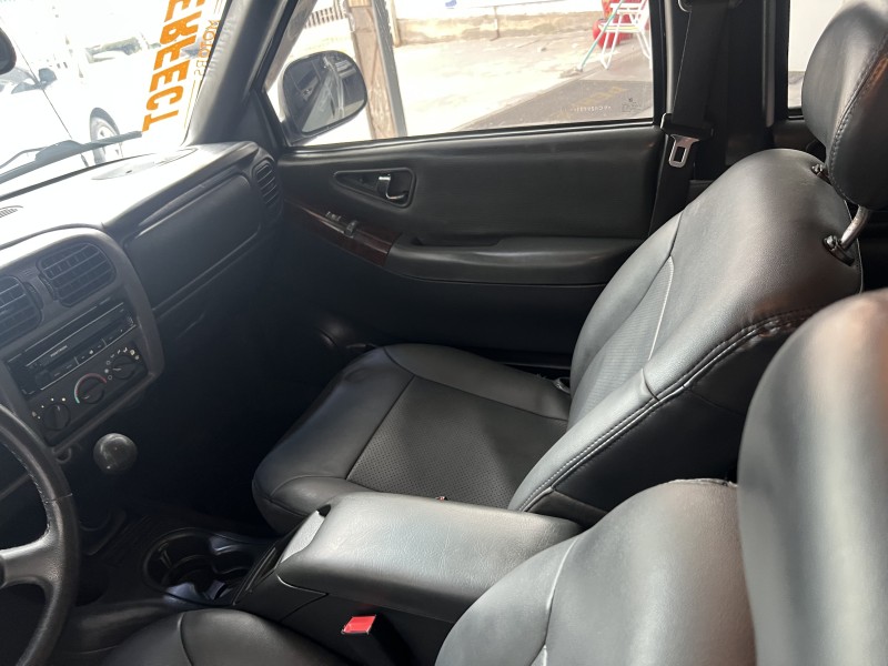 S10 2.4 MPFI EXECUTIVE 4X2 CD 8V FLEX 4P MANUAL - 2009 - PORTãO