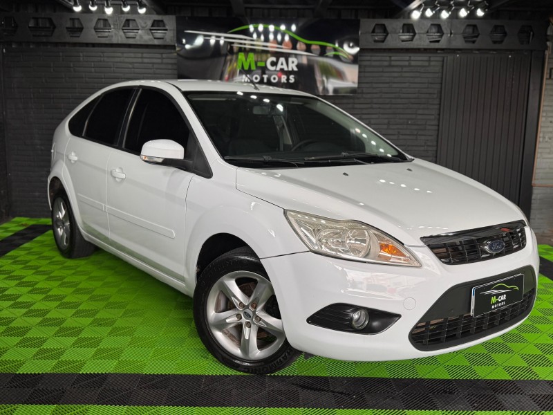 focus 1.6 s 16v flex 4p manual 2013 feliz