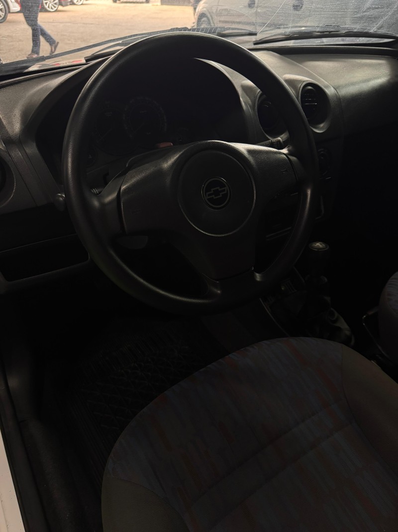 CELTA 1.0 MPFI SPIRIT 8V FLEX 4P MANUAL - 2011 - FELIZ