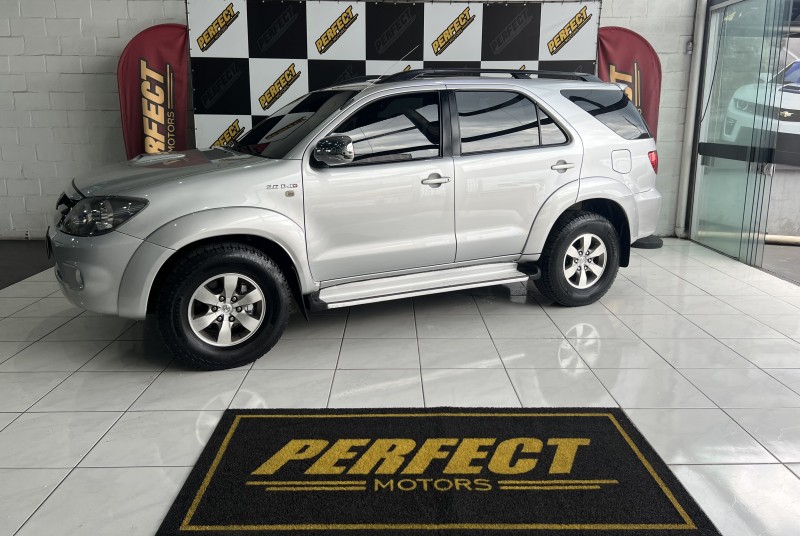 hilux sw4 3.0 srv 4x4 16v turbo intercooler diesel 4p automatico 2008 portao