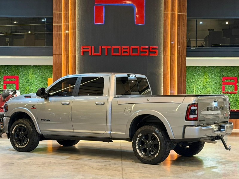 3500 LARAMIE 6.7 CD 4X4 TURBO DIESEL 4P AUTOMÁTICO - 2022 - NOVO HAMBURGO