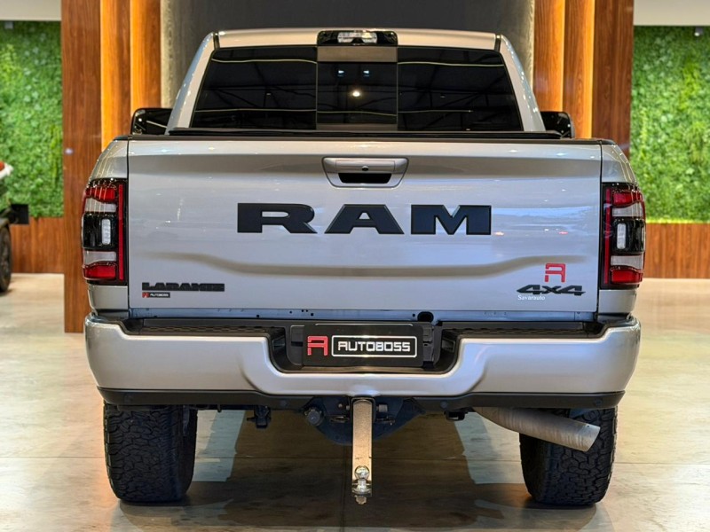 3500 LARAMIE 6.7 CD 4X4 TURBO DIESEL 4P AUTOMÁTICO - 2022 - NOVO HAMBURGO