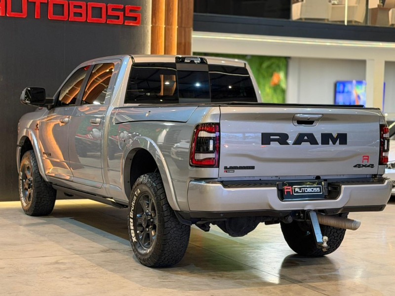 3500 LARAMIE 6.7 CD 4X4 TURBO DIESEL 4P AUTOMÁTICO - 2022 - NOVO HAMBURGO