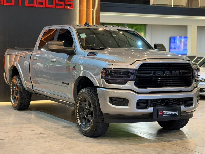 3500 LARAMIE 6.7 CD 4X4 TURBO DIESEL 4P AUTOMÁTICO - 2022 - NOVO HAMBURGO