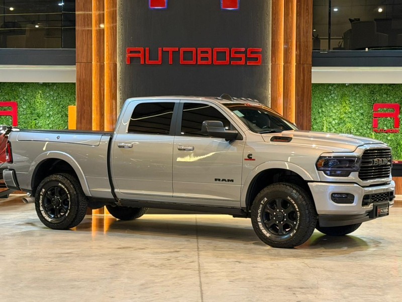 3500 LARAMIE 6.7 CD 4X4 TURBO DIESEL 4P AUTOMÁTICO - 2022 - NOVO HAMBURGO