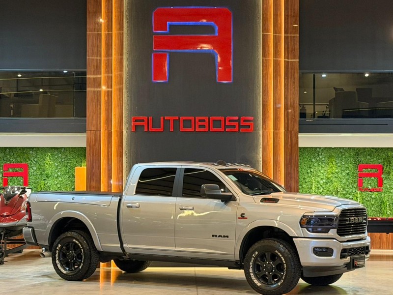 3500 laramie 6.7 cd 4x4 turbo diesel 4p automatico 2022 novo hamburgo