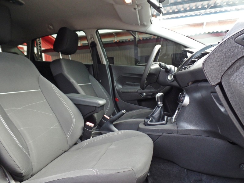 FIESTA 1.6 SE HATCH 16V FLEX 4P MANUAL - 2017 - CAXIAS DO SUL