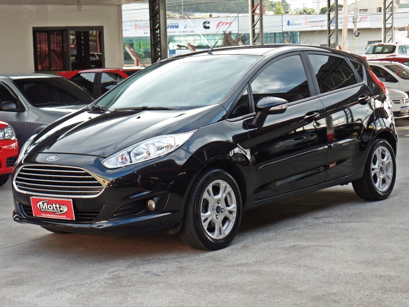 FIESTA 1.6 SE HATCH 16V FLEX 4P MANUAL - 2017 - CAXIAS DO SUL
