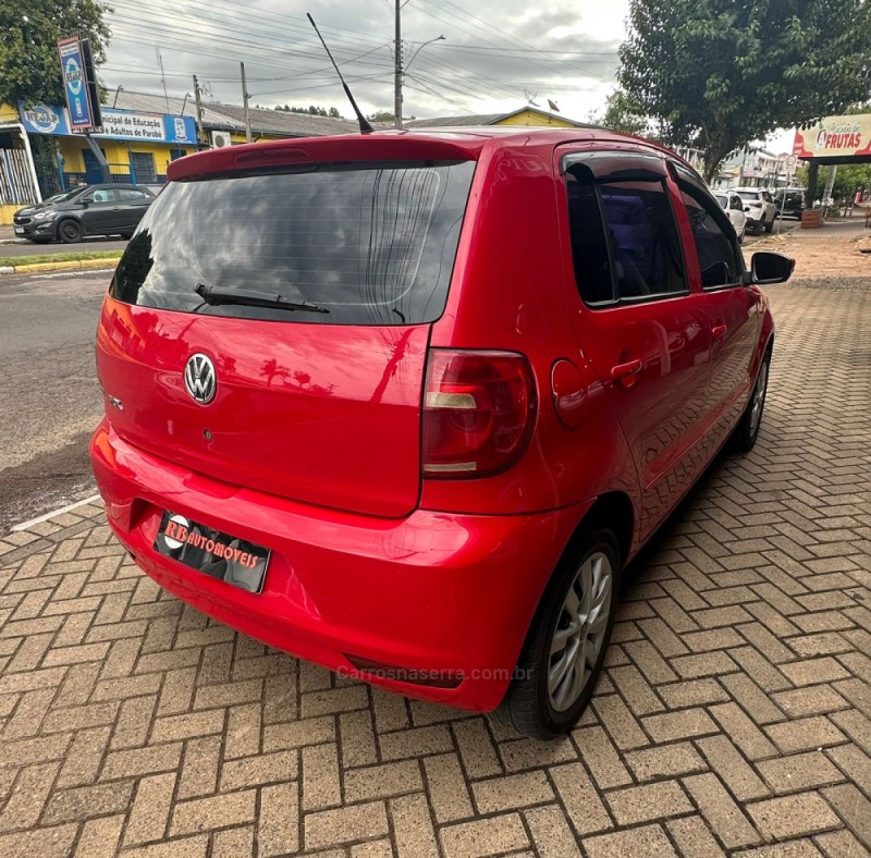 FOX 1.0 MI TREND 8V FLEX 4P MANUAL - 2011 - PAROBé