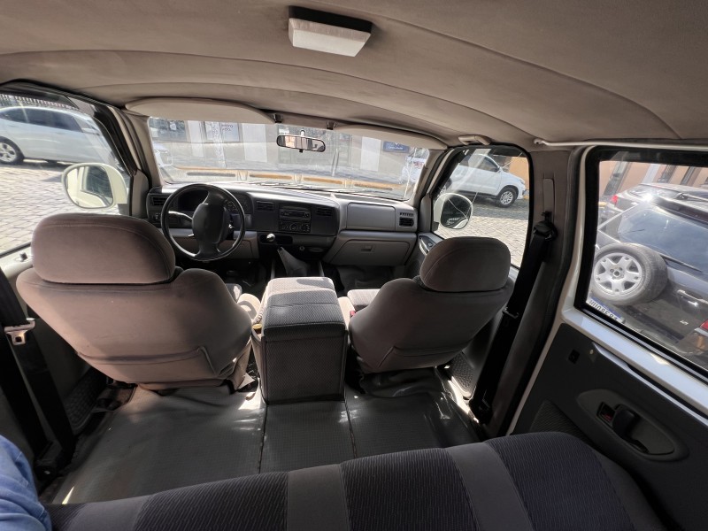 F-250 4.2 XLT 4X2 CD TURBO INTERCOOLER DIESEL 4P MANUAL - 2000 - GARIBALDI