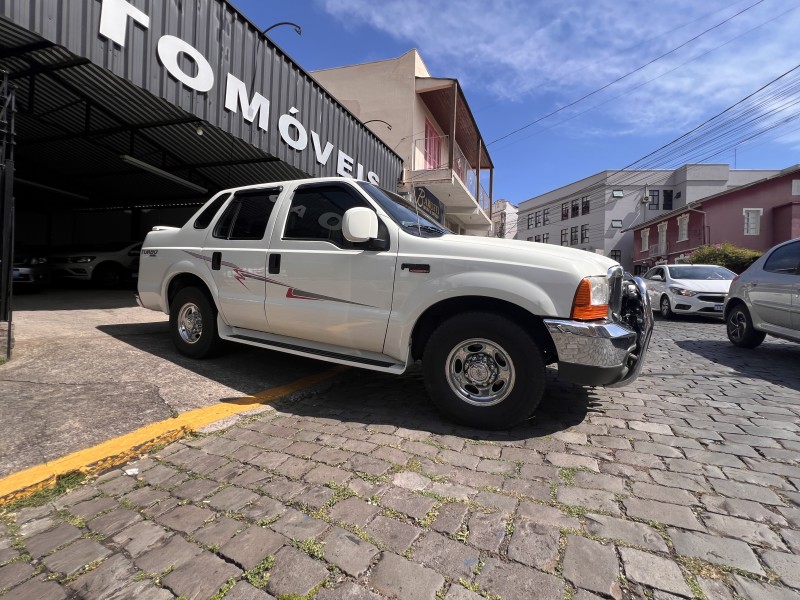 F-250 4.2 XLT 4X2 CD TURBO INTERCOOLER DIESEL 4P MANUAL - 2000 - GARIBALDI