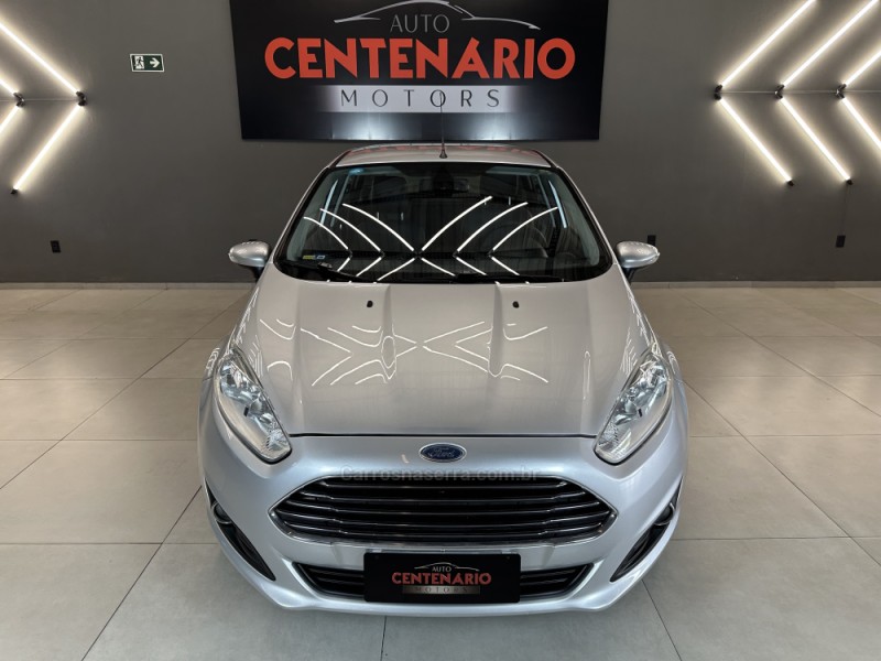 FIESTA 1.6 TITANIUM HATCH 16V FLEX 4P MANUAL - 2015 - SAPIRANGA