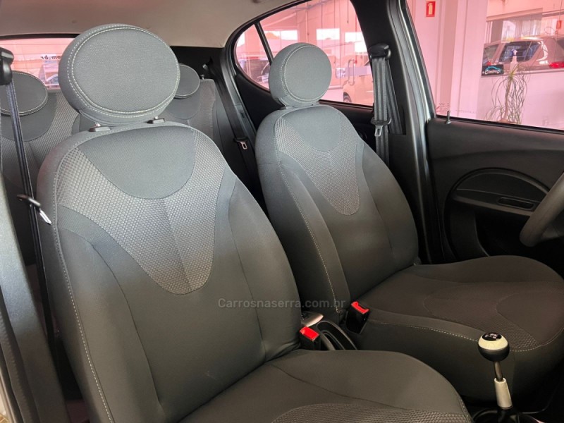 QQ 1.0 MPFI ACT 12V GASOLINA 4P MANUAL - 2018 - TAQUARA