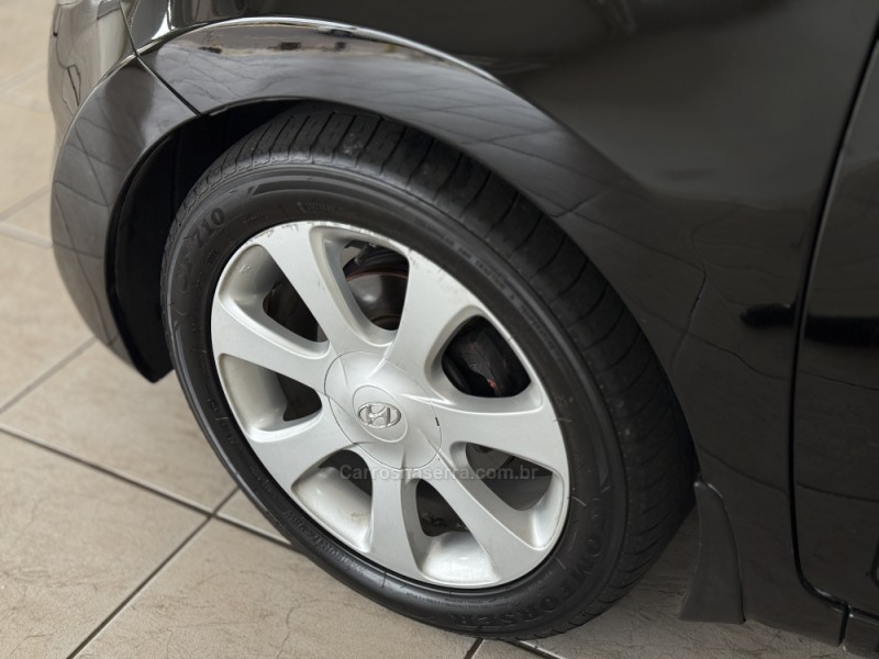 ELANTRA 1.8 GLS 16V GASOLINA 4P AUTOMÁTICO - 2012 - GUAPORé