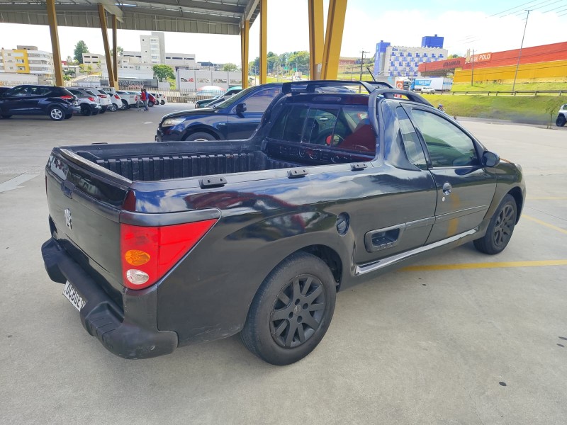 HOGGAR 1.4 XR FLEX 2P MANUAL - 2011 - FARROUPILHA