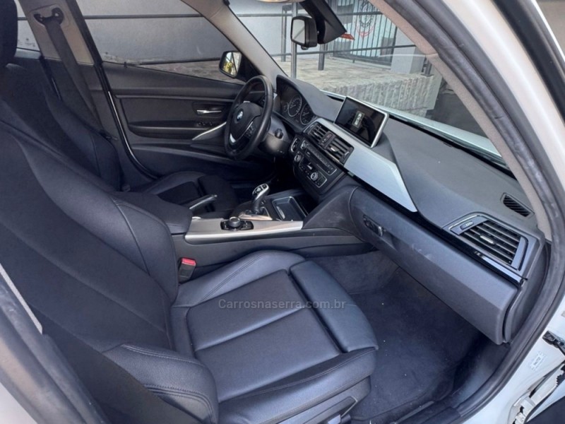 320I 2.0 16V TURBO ACTIVE FLEX 4P AUTOMÁTICO - 2015 - GUAPORé