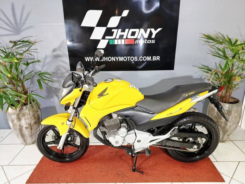 CB 300R  - 2013 - CAXIAS DO SUL