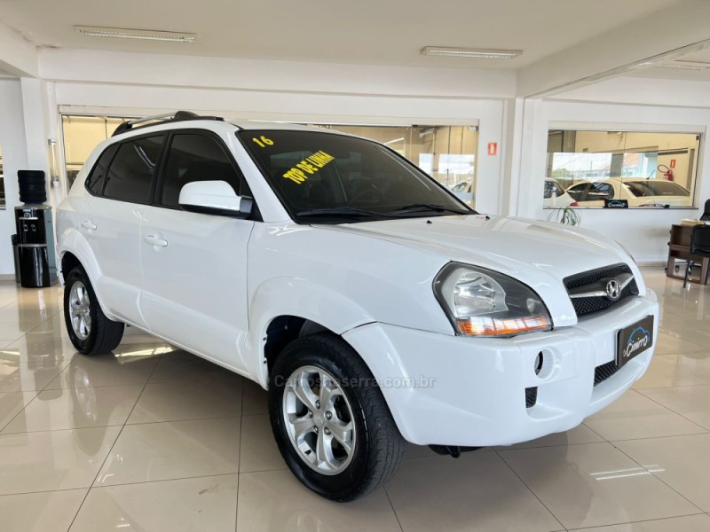 tucson 2.0 mpfi gls 16v 143cv 2wd flex 4p automatico 2016 taquara
