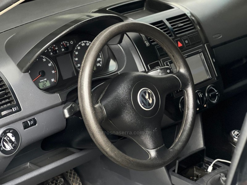 POLO 1.6 MI SPORTLINE 8V GASOLINA 4P MANUAL - 2007 - ESTâNCIA VELHA