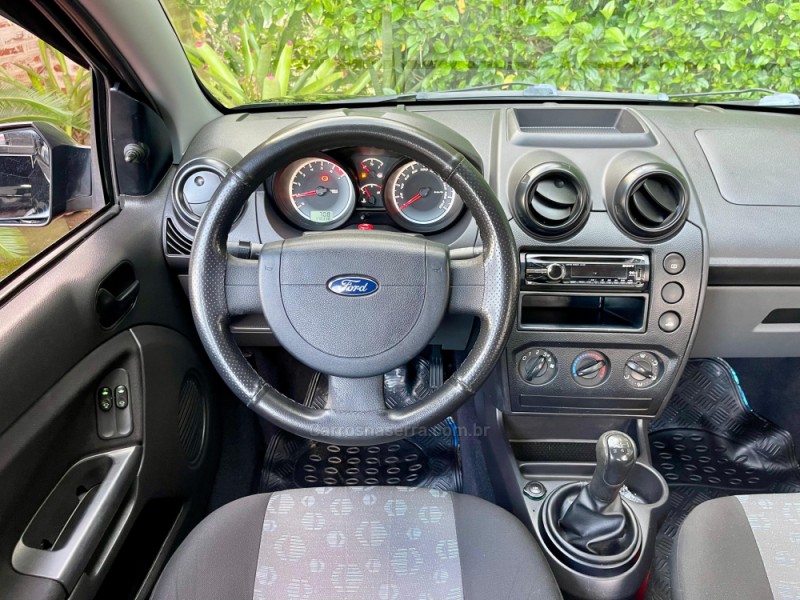 FIESTA 1.0 MPI 8V GASOLINA 4P MANUAL - 2011 - ROLANTE