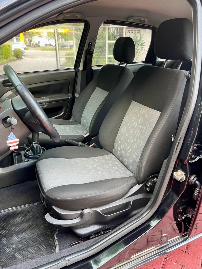 FIESTA 1.0 MPI 8V GASOLINA 4P MANUAL - 2011 - ROLANTE