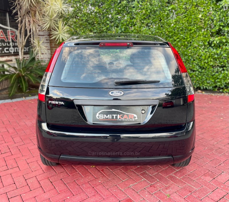 FIESTA 1.0 MPI 8V GASOLINA 4P MANUAL - 2011 - ROLANTE