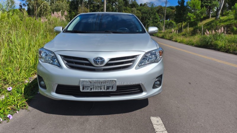COROLLA 2.0 XEI 16V FLEX 4P AUTOMÁTICO - 2013 - CAXIAS DO SUL