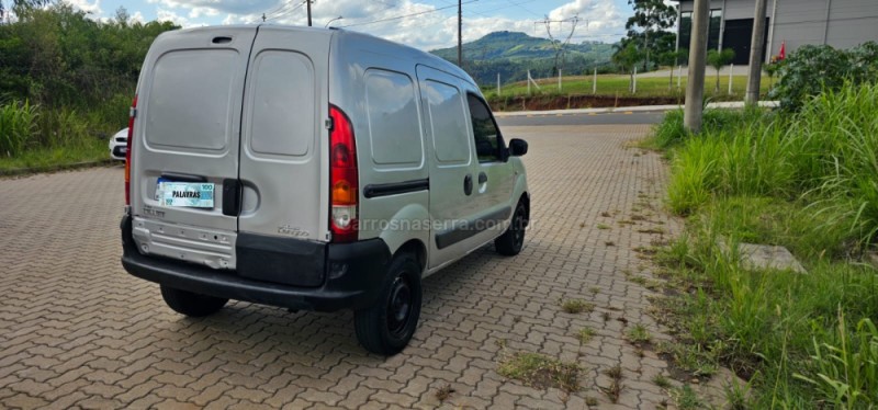 KANGOO 1.6 EXPRESS 16V FLEX 4P MANUAL - 2013 - IVOTI