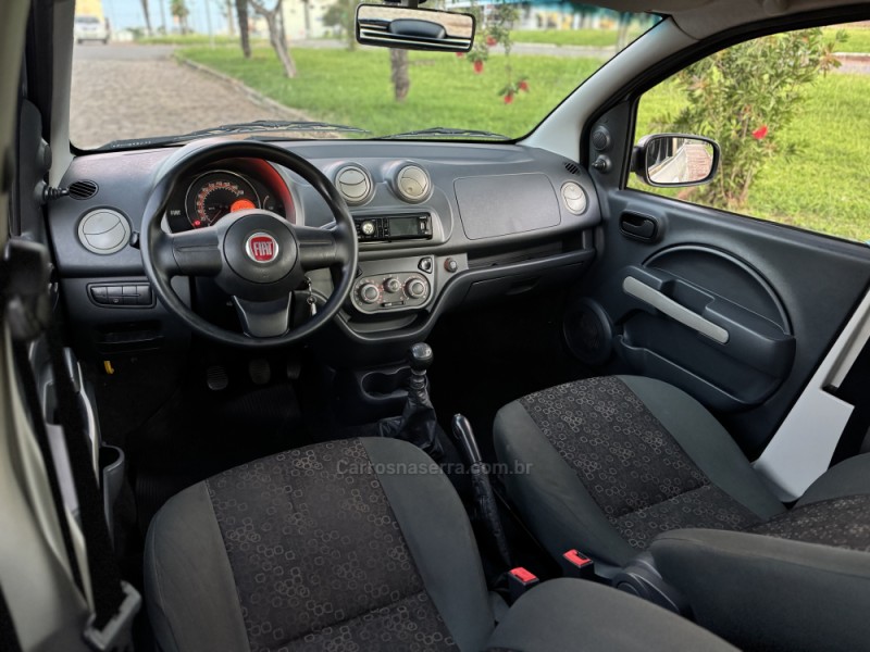 UNO 1.0 VIVACE 8V FLEX 4P MANUAL - 2012 - CASCA