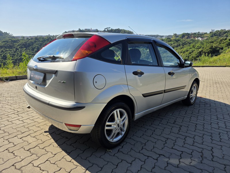 FOCUS 1.6 GL 8V FLEX 4P MANUAL - 2009 - BENTO GONçALVES