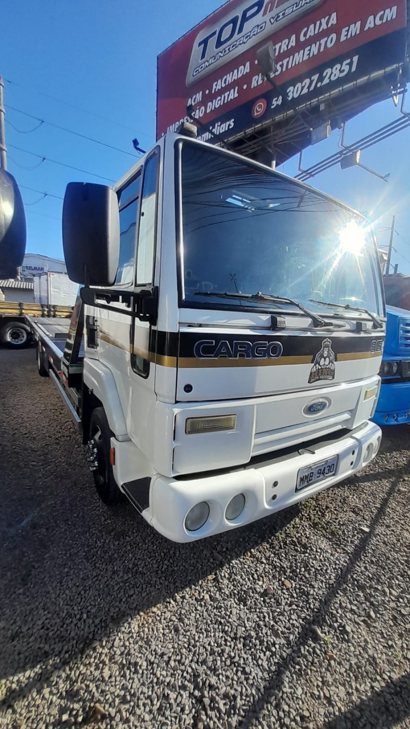 cargo 815  2010 caxias do sul