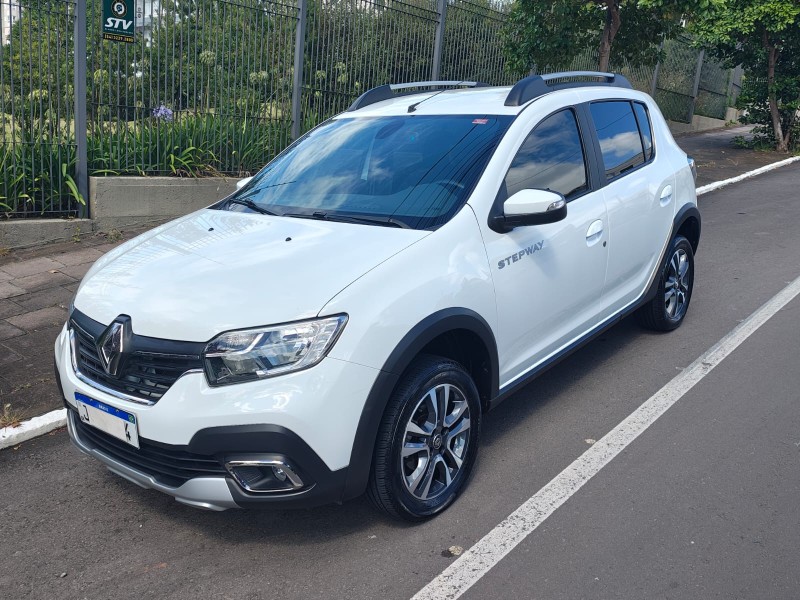 SANDERO 1.6 STEPWAY ICONIC X-TRONIC 16V FLEX 4P AUTOMÁTICO - 2022 - FARROUPILHA