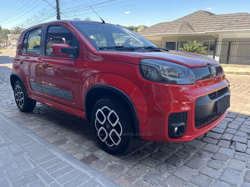 UNO 1.4 SPORTING 8V FLEX 4P AUTOMÁTICO - 2016 - VERANóPOLIS