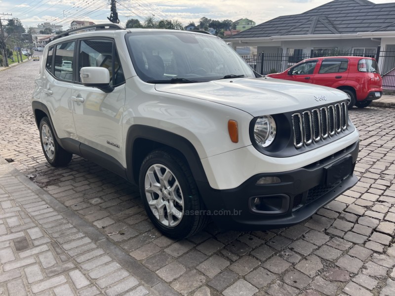 RENEGADE 1.8 16V FLEX LONGITUDE 4P AUTOMÁTICO - 2016 - VERANóPOLIS